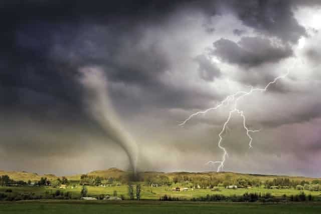 Difference Between TORCON, Tornado Watch and Tornado Warning