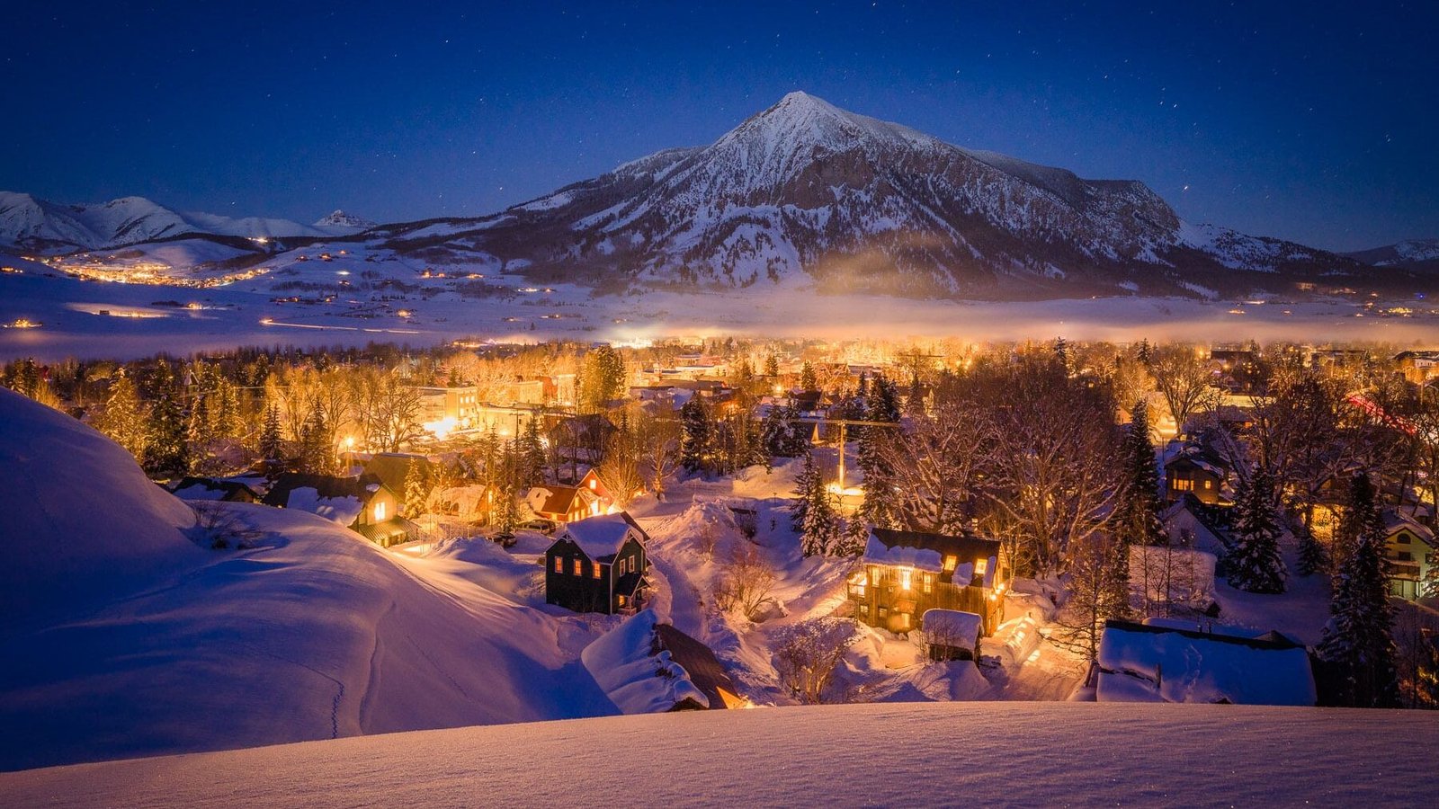 The Town in Every State That Belongs in a Hallmark Winter Movie 6