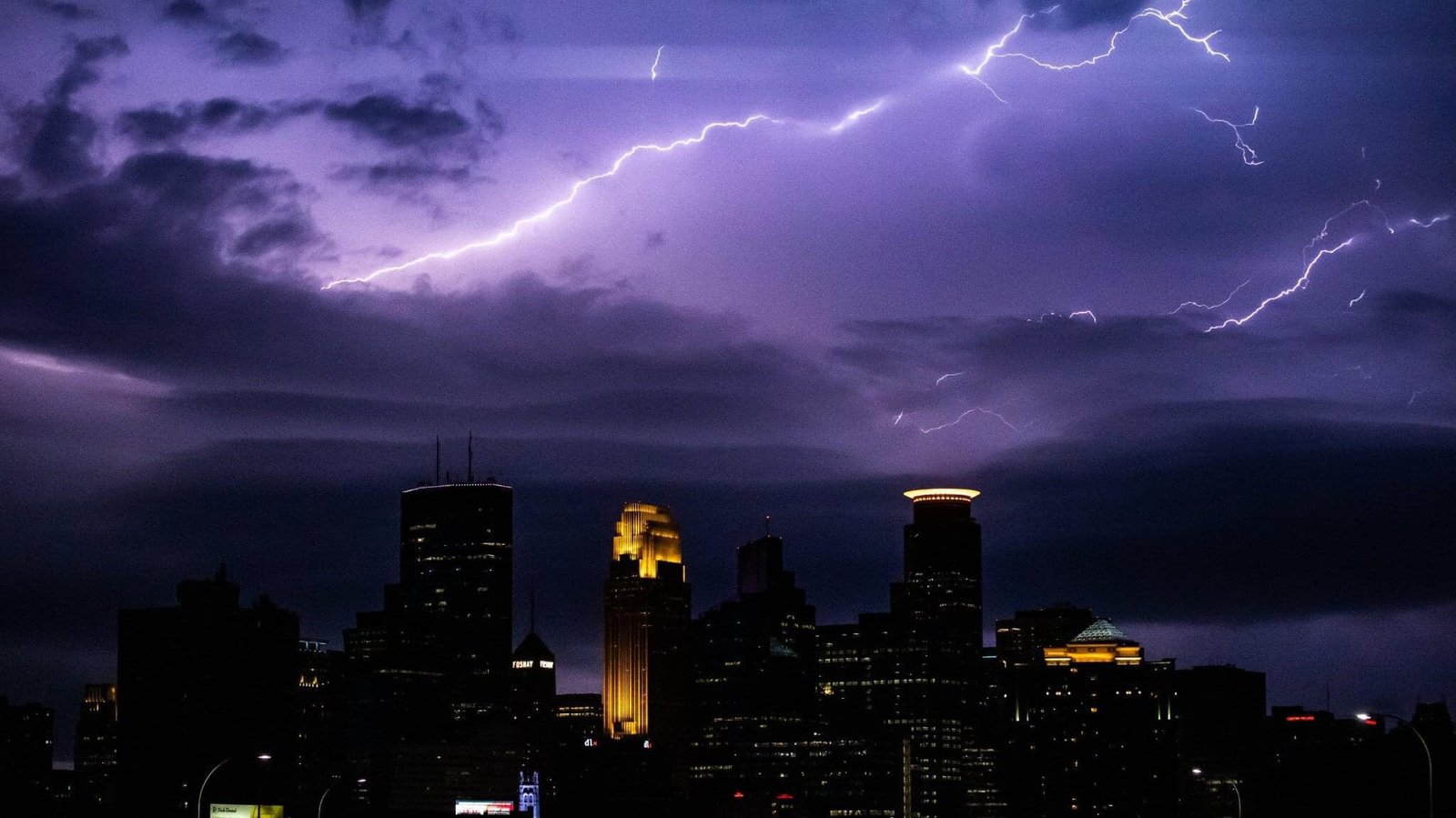 15 U.S. Cities Where the Weather Can Turn Without Warning 14