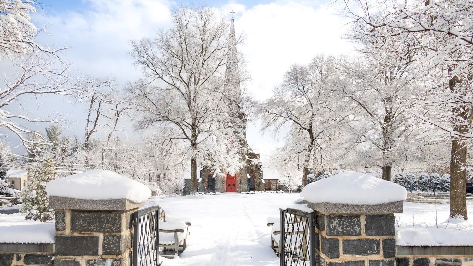 The Town in Every State That Belongs in a Hallmark Winter Movie 8