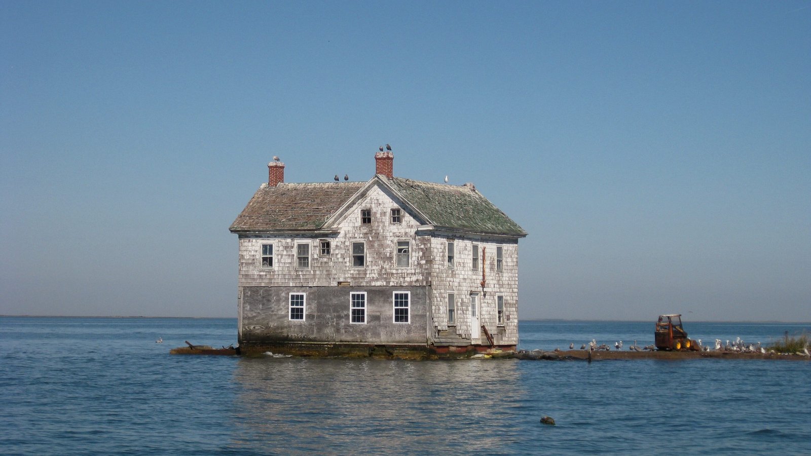 15 American Towns That Were Destroyed by Weather and Never Came Back 15