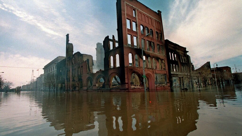 15 American Towns That Were Destroyed by Weather and Never Came Back 7