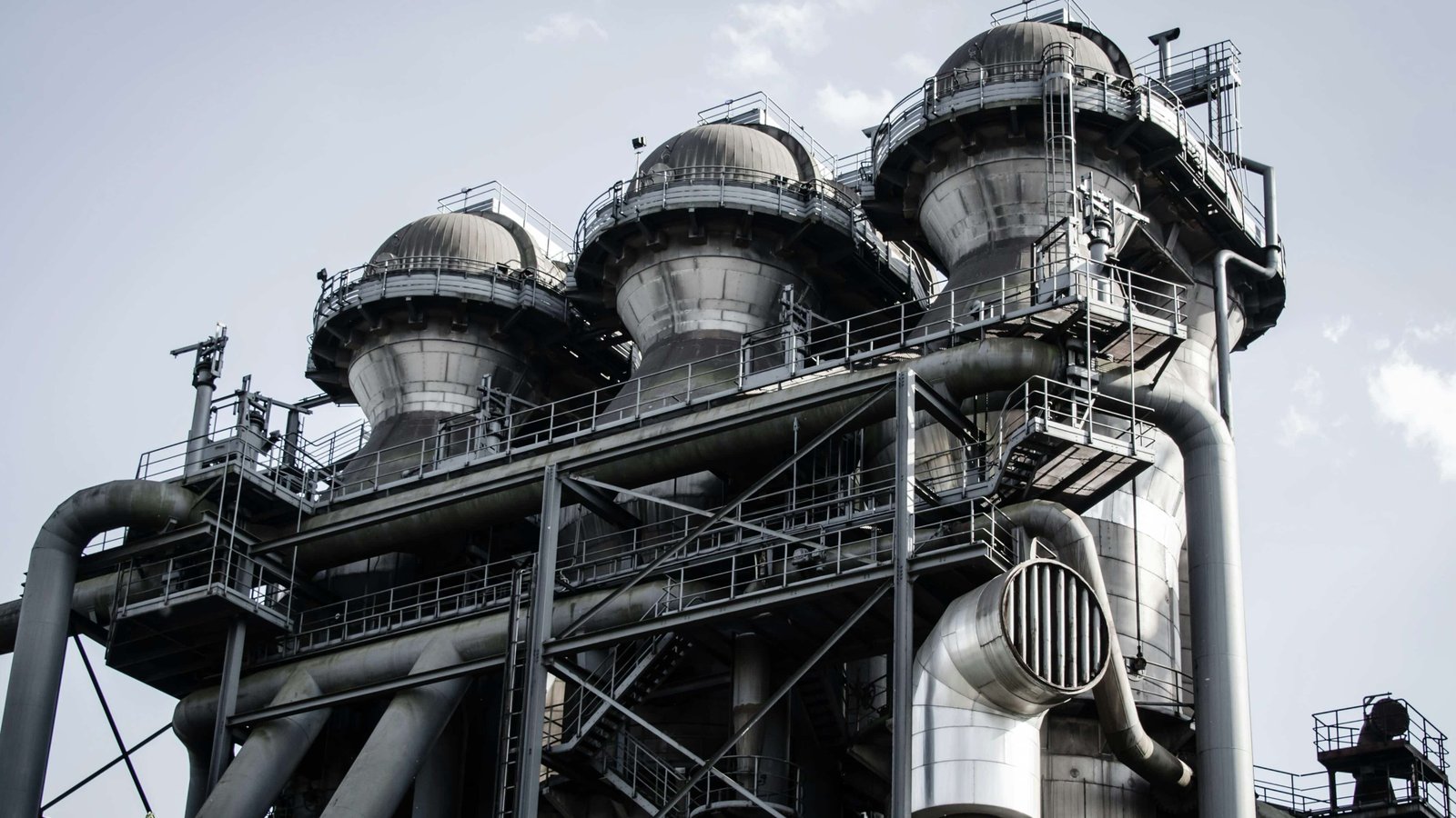 12 Real-World Examples of How Microclimates Create Completely Different Weather Just Miles Apart 12