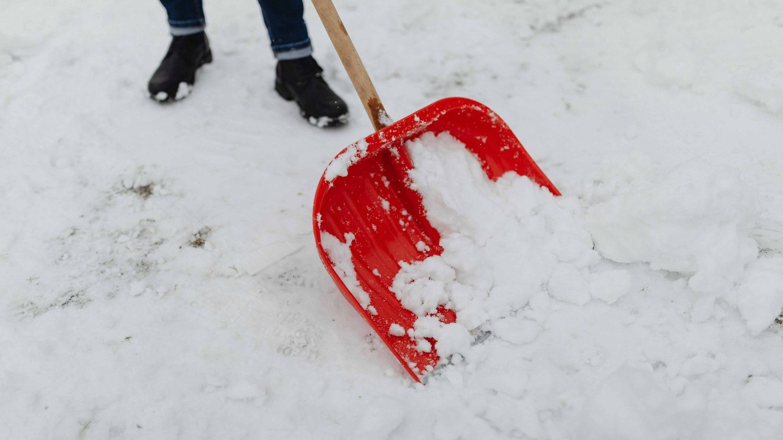 15 Signs You Grew Up Somewhere With Real Winters 4