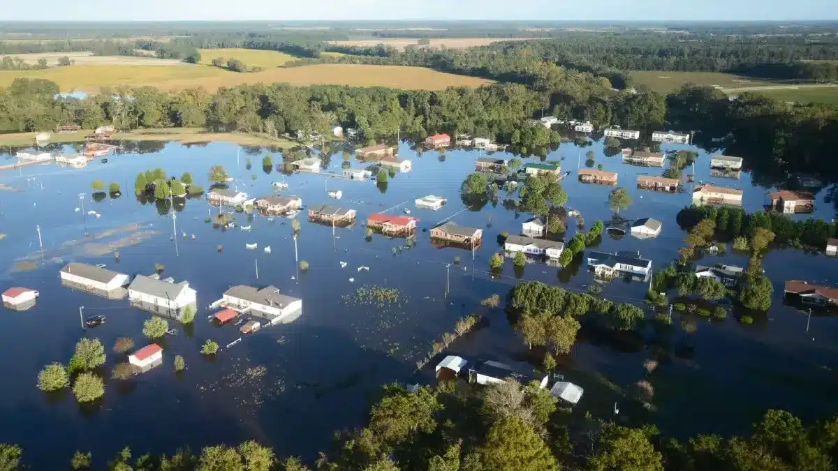 15 U.S. Towns Where You Should Never Buy a House If You Fear Storms 12