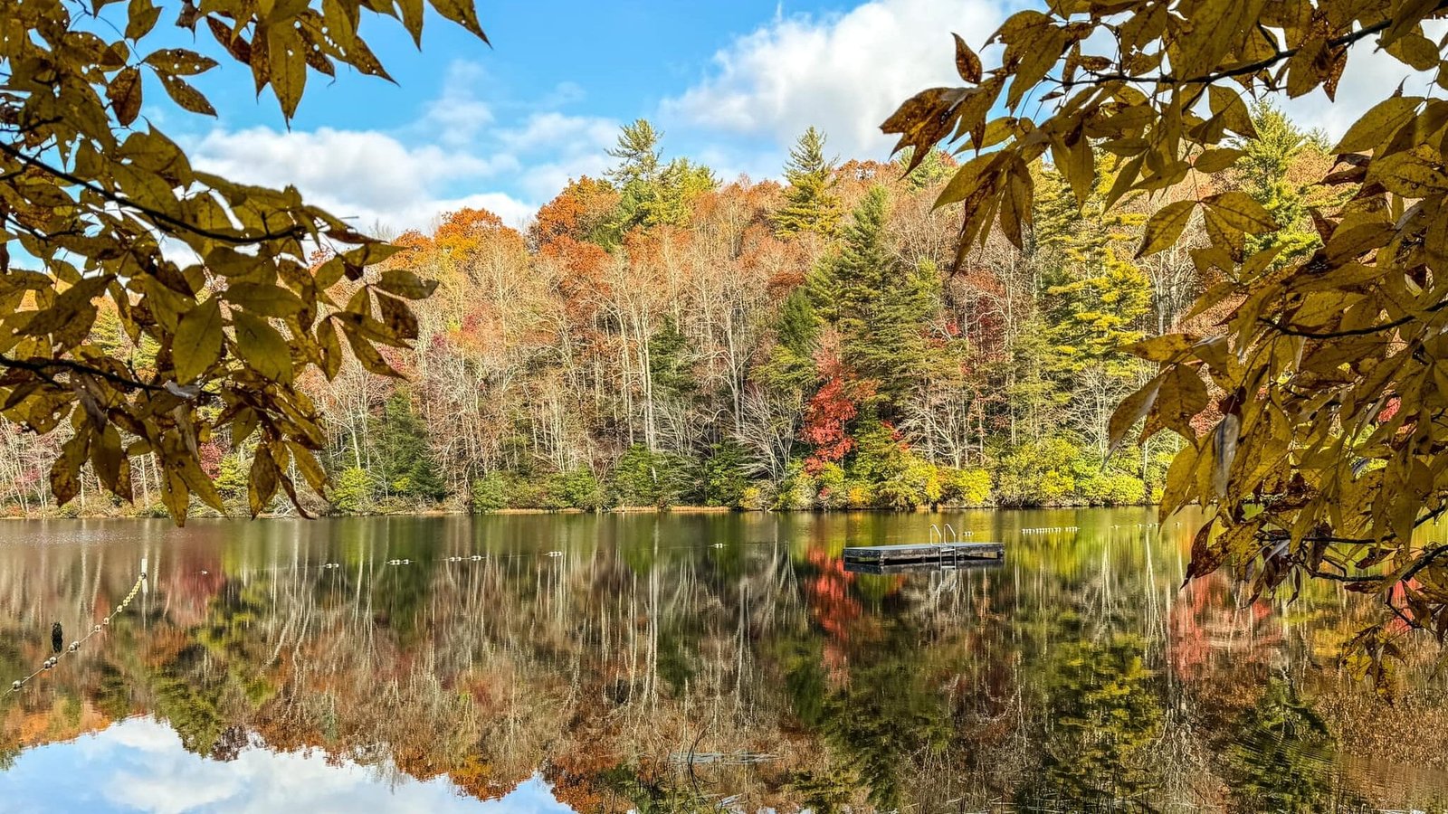 The Town in Every State Where Fall Colors Are Worth the Drive 10