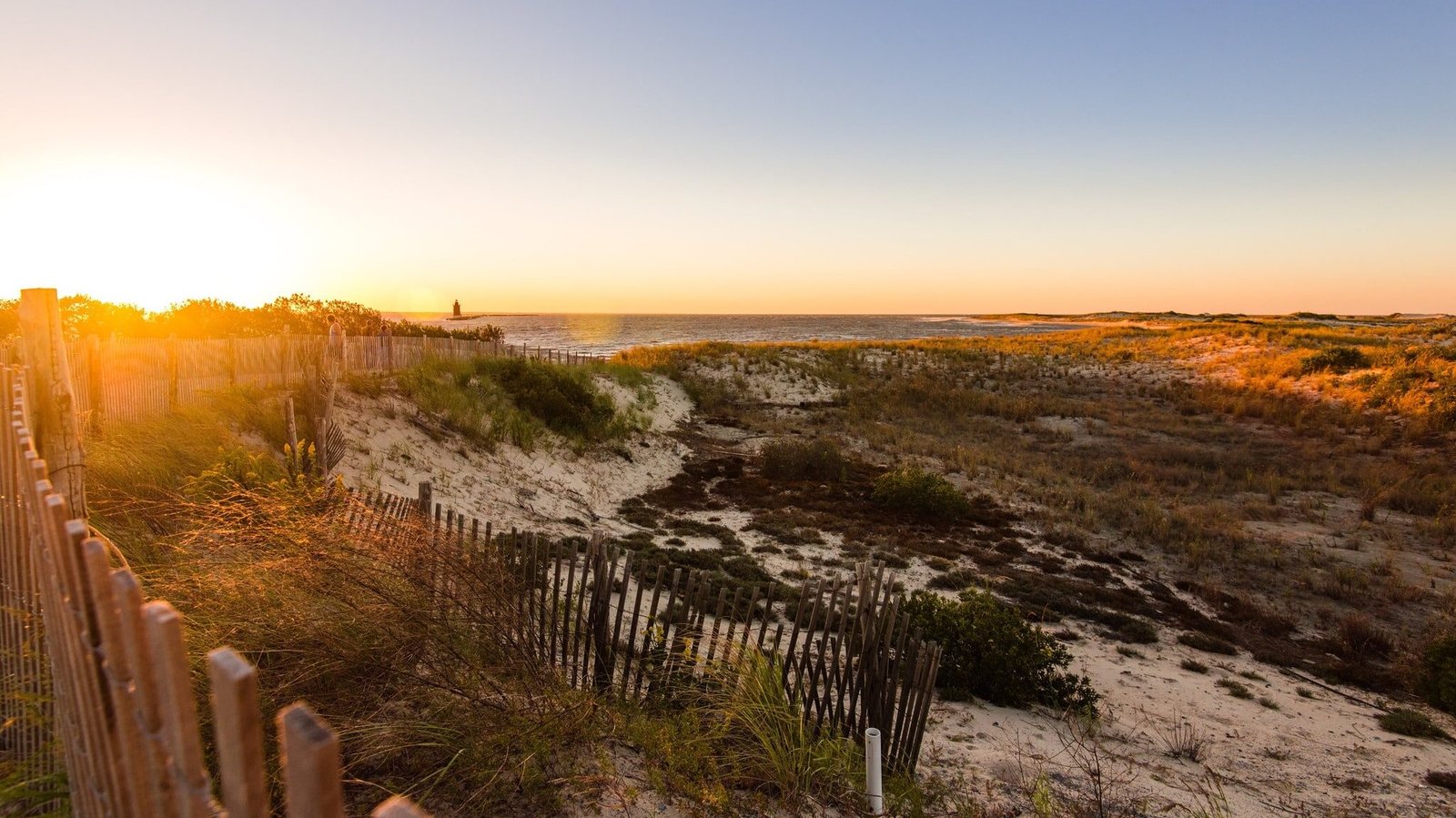 The Best Thunderstorm Watching Spot in Every U.S. State 8