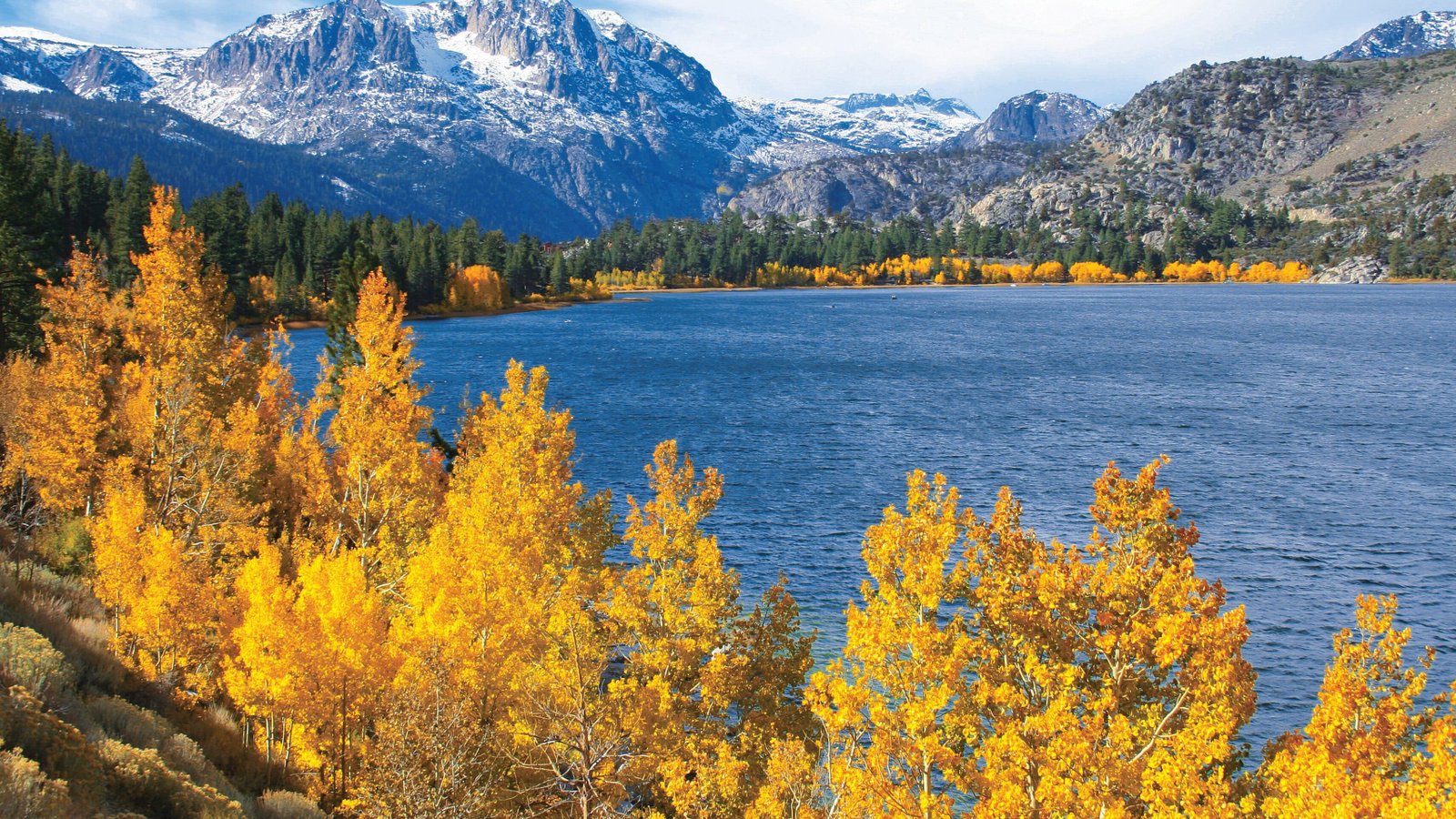 The Town in Every State Where Fall Colors Are Worth the Drive 5