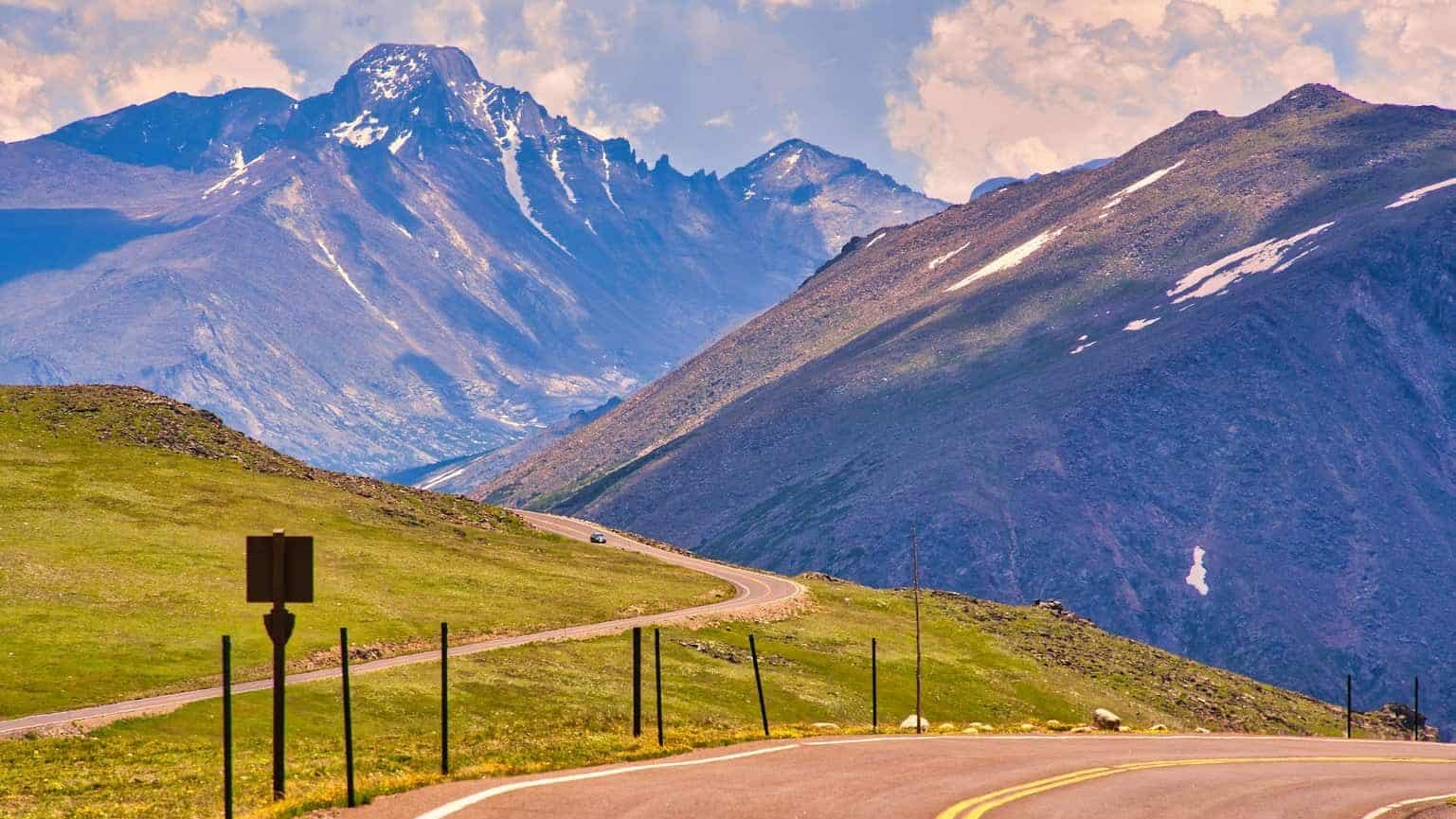 The Best Thunderstorm Watching Spot in Every U.S. State 6