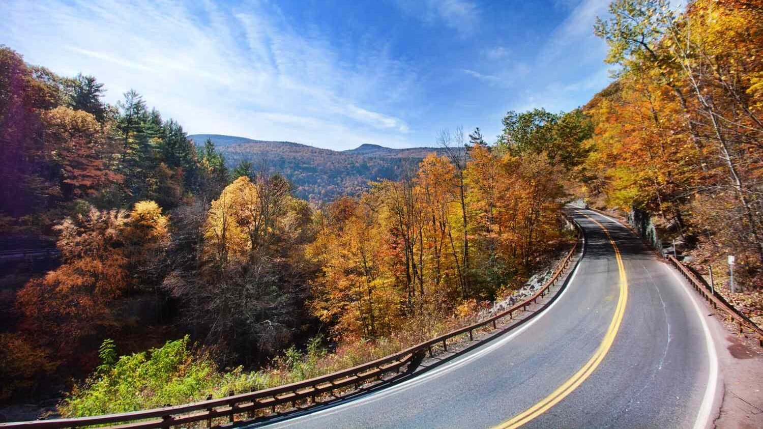 The Most Scenic Drive in Every US State 32