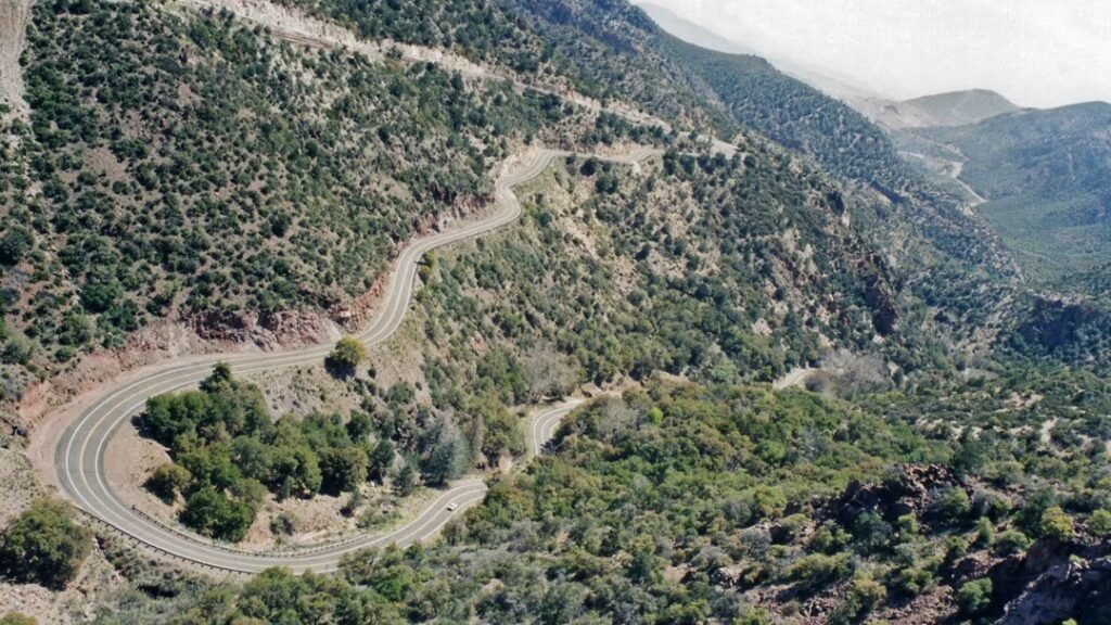 The Most Scenic Drive in Every US State 3