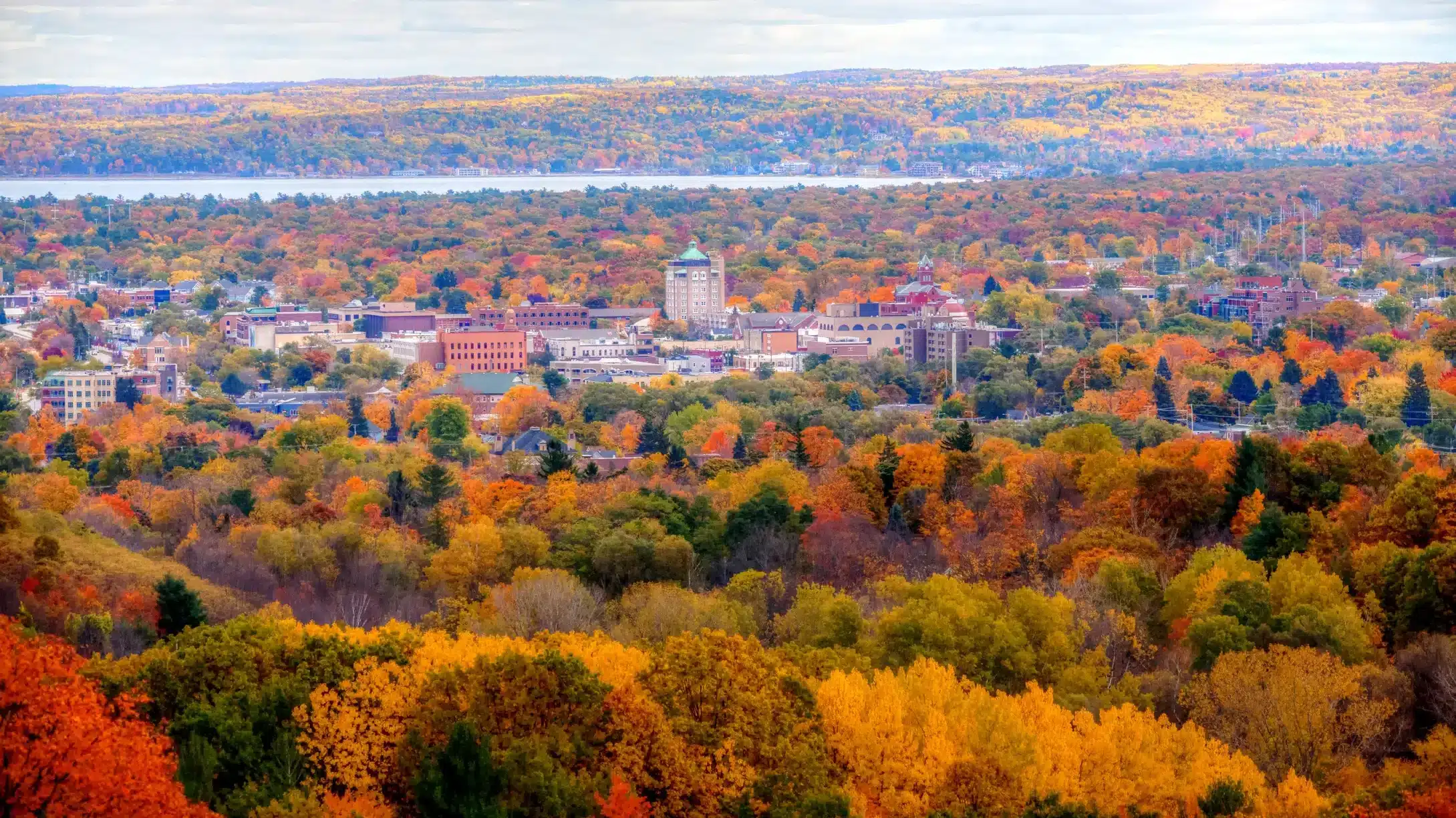 The Town in Every State Where Fall Colors Are Worth the Drive 22