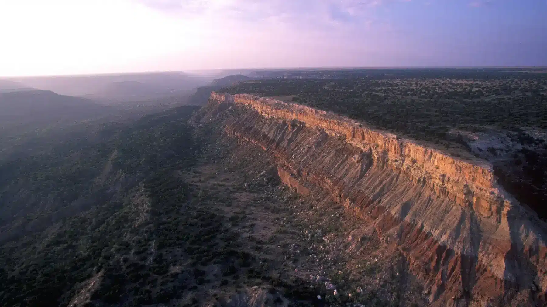 The Best Thunderstorm Watching Spot in Every U.S. State 43
