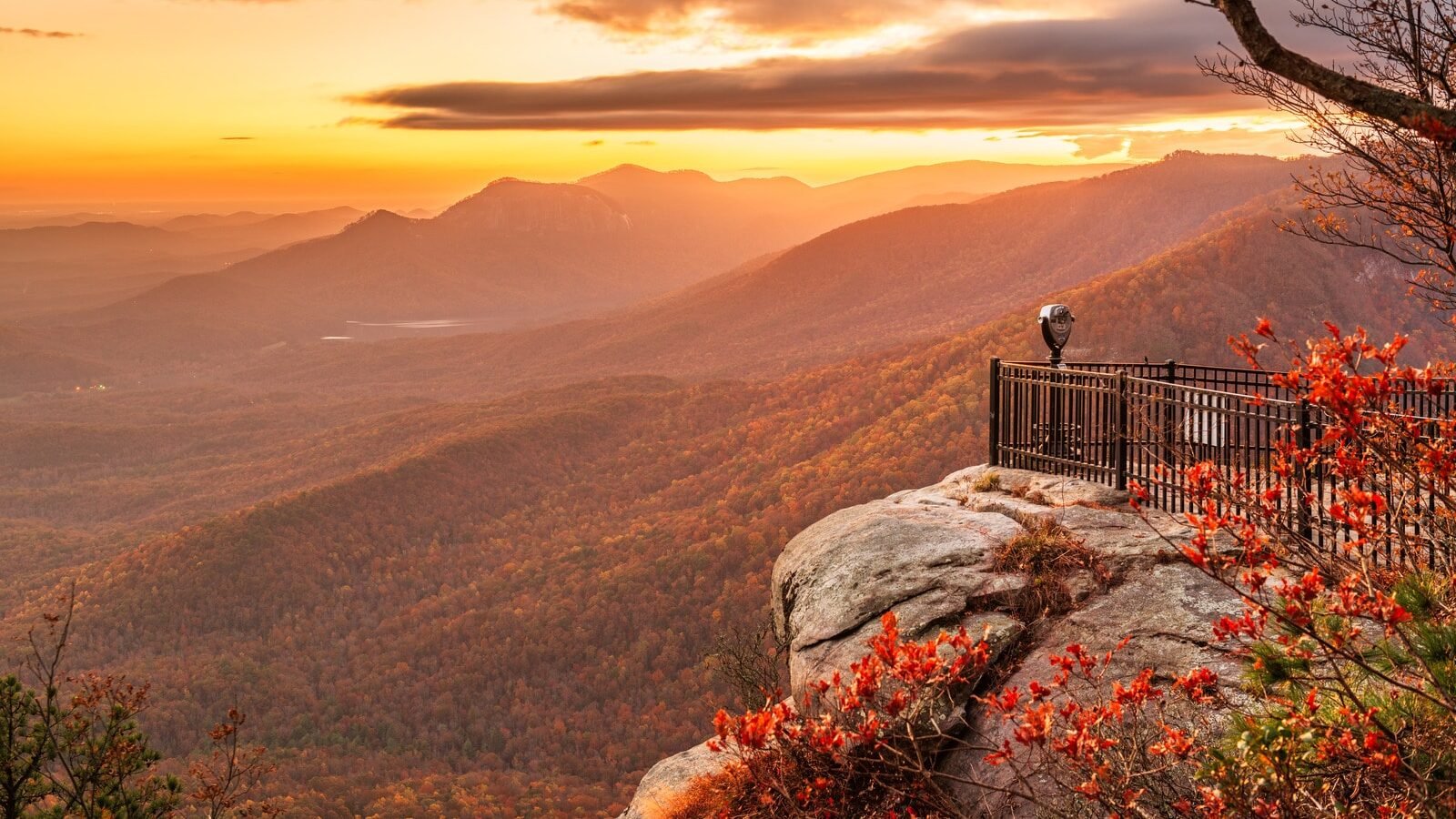 The Town in Every State Where Fall Colors Are Worth the Drive 40