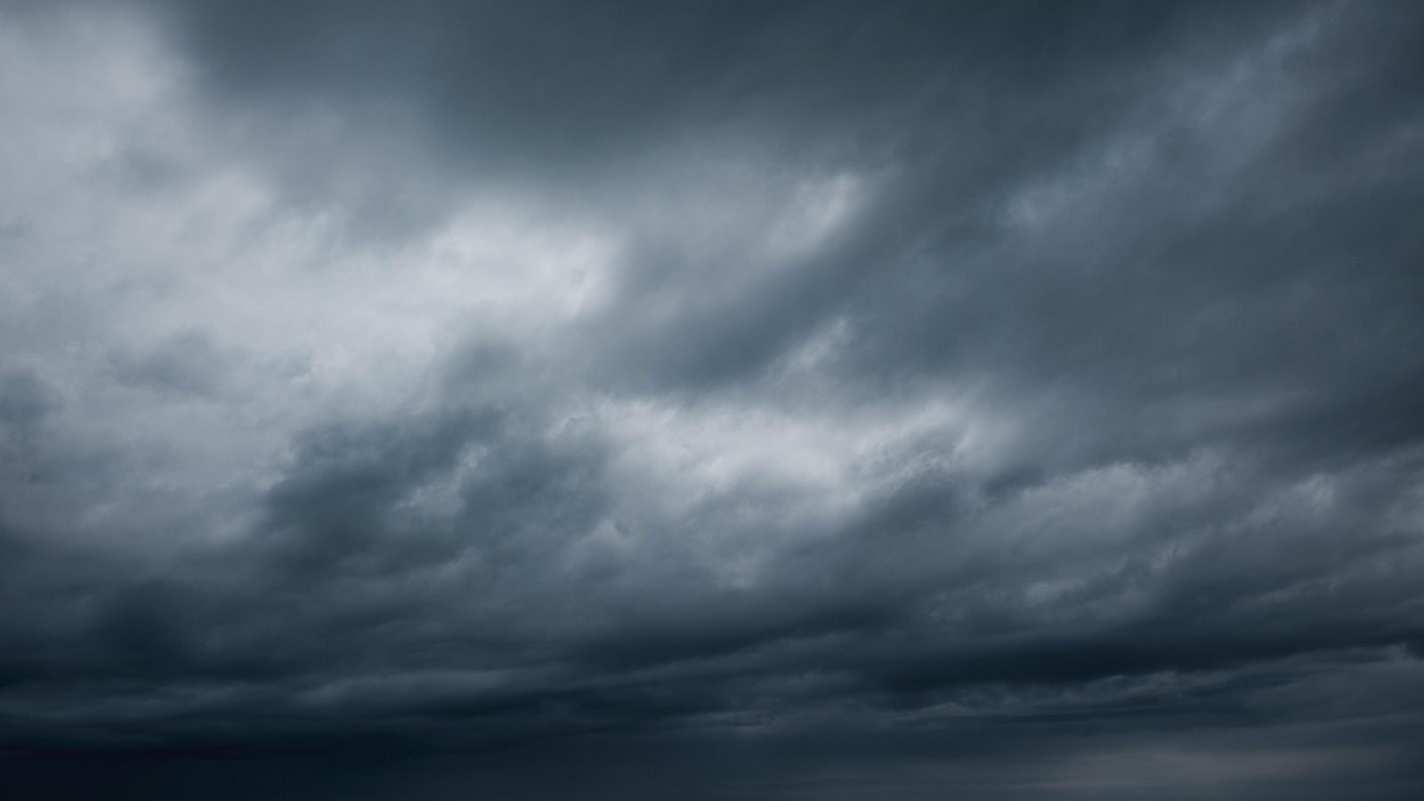 12 Weather Conditions That Make Joint Pain and Arthritis Worse 1