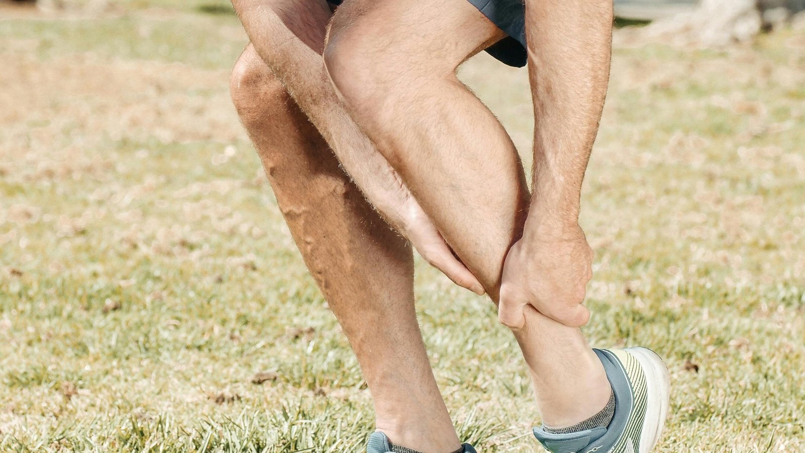 15 Ways Your Body Tells You a Storm Is Coming 7