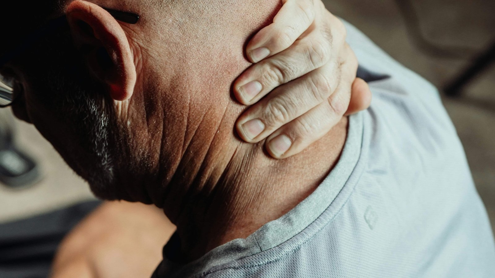 15 Ways Your Body Tells You a Storm Is Coming 2