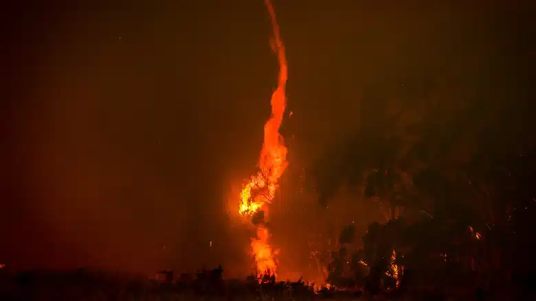 Weather Phenomena That Only Happen in One Place on Earth 4