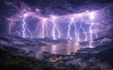 Weather Phenomena That Only Happen in One Place on Earth 6