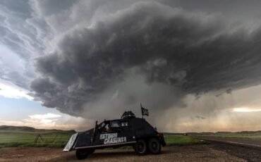 How to Become a Storm Chaser and Get Paid for It 4